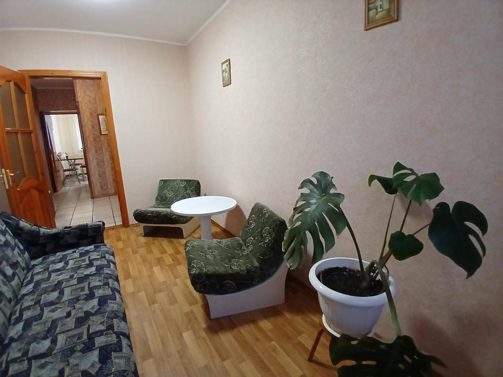 Квартира Біля Залізничного Вокзалу Vinnytsia Ngoại thất bức ảnh
